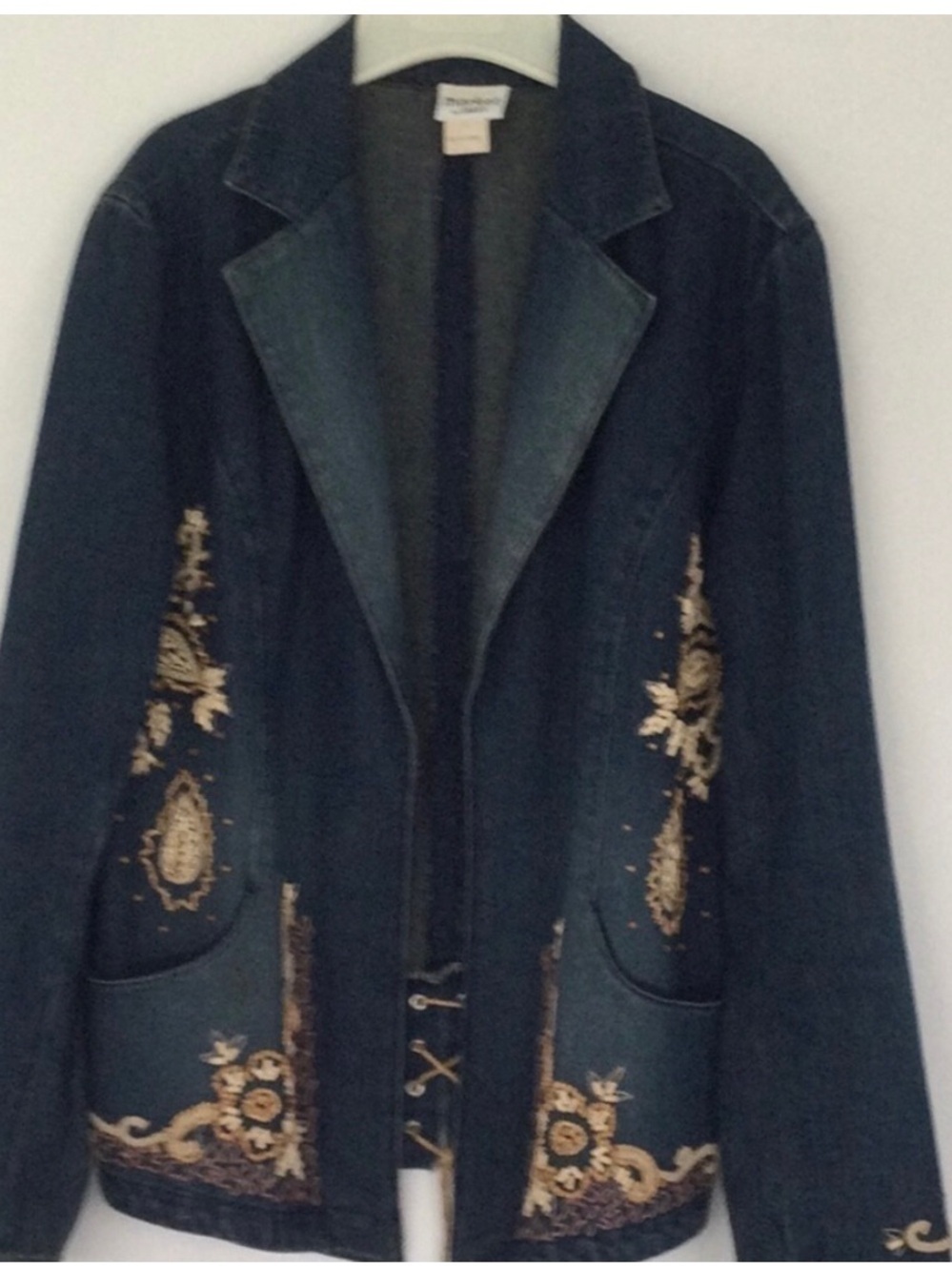 Chico's Dark Blue Denim Jacket with Gold Embroidery Size 1    #85 ##
